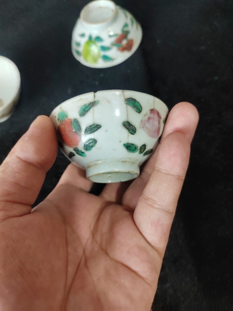 古玩陶瓷粉彩杯真品鑒賞圖