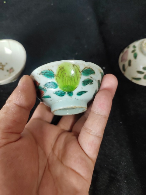 古玩陶瓷粉彩杯真品鑒賞圖
