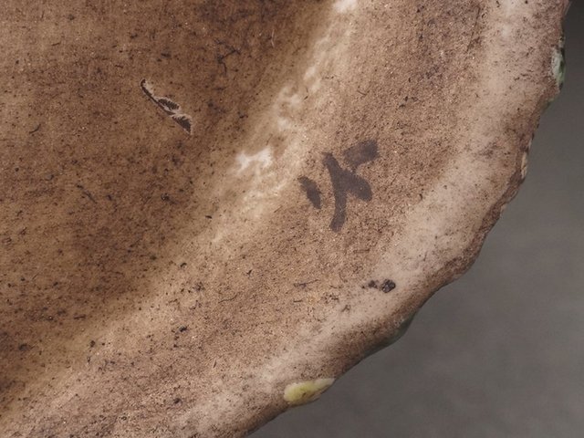 古玩陶瓷民國 粉彩鵪鶉蓋盒真品鑒賞圖