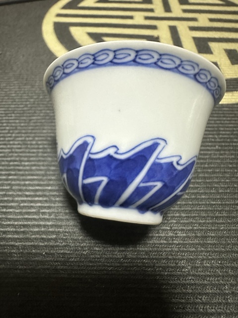 古玩陶瓷青花杯真品鑒賞圖