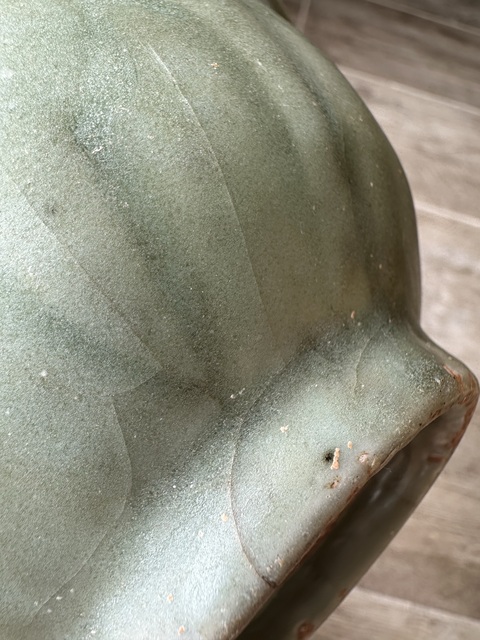 古玩陶瓷龍泉窯刻花碗真品鑒賞圖