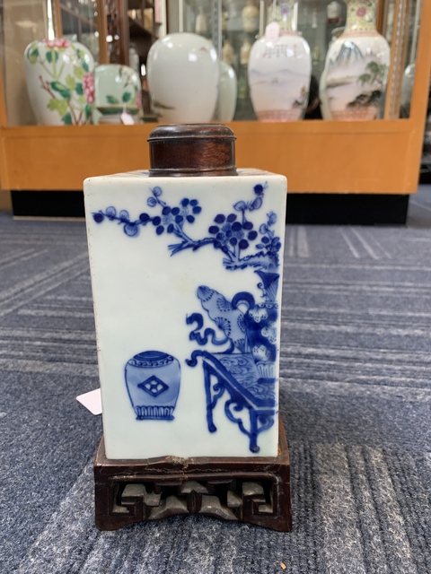 古玩陶瓷青花人物故事紋茶葉罐真品鑒賞圖