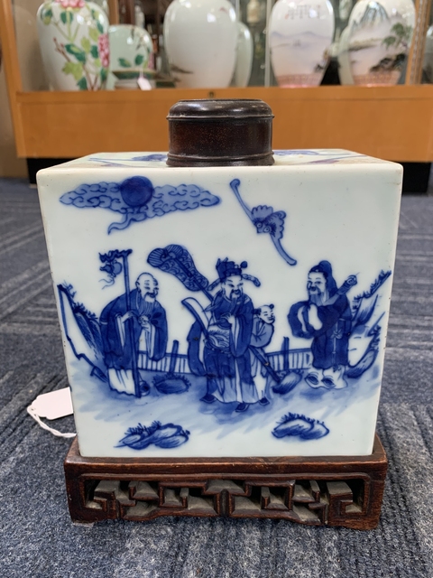 古玩陶瓷青花人物故事紋茶葉罐真品鑒賞圖
