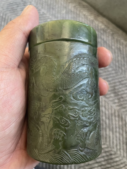 古玩玉器和田碧玉筆筒真品鑒賞圖