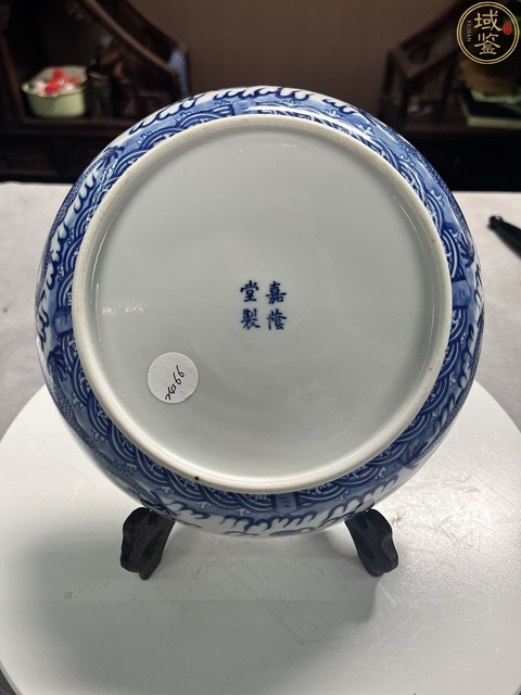 古玩陶瓷龍紋青花盤真品鑒賞圖