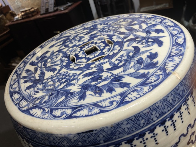 古玩陶瓷青花繡蹲真品鑒賞圖