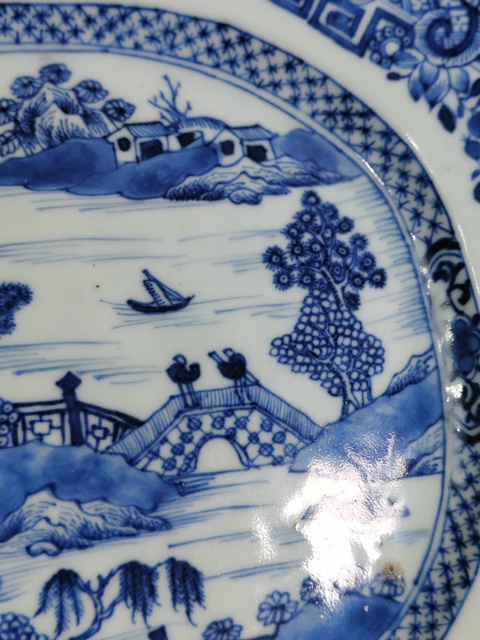 古玩陶瓷青花山水人物紋八方盤真品鑒賞圖