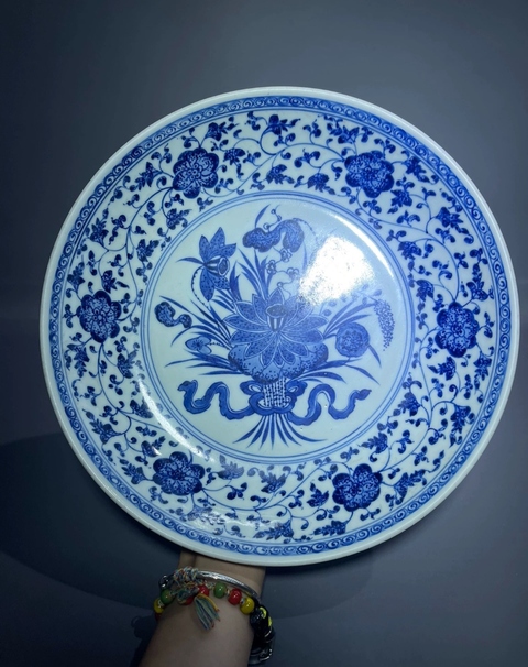 古玩陶瓷一束蓮青花盤(pán)真品鑒賞圖