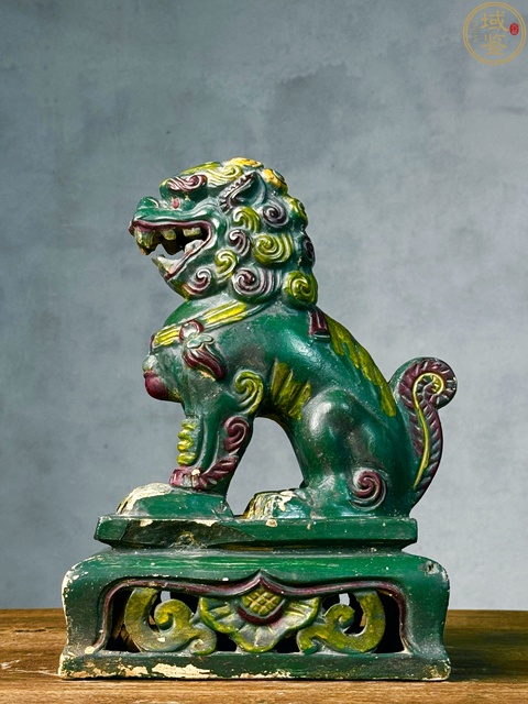 古玩陶瓷清中期琉璃釉獅子擺件拍賣,當前價格1500元