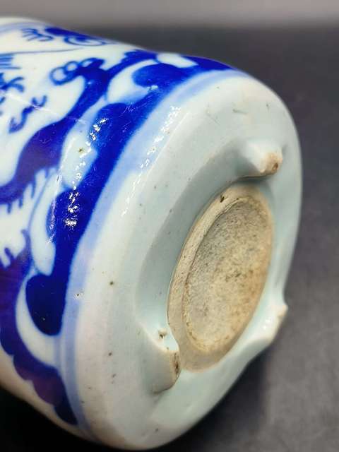 古玩陶瓷青花龍紋香爐真品鑒賞圖