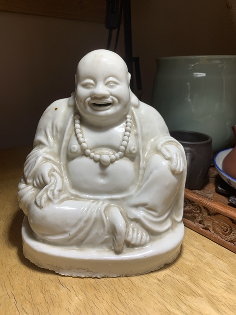 古玩陶瓷清德化窯彌勒像真品鑒賞圖
