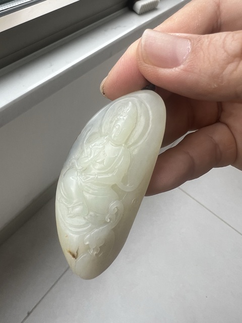 古玩玉器天然和田籽料觀音真品鑒賞圖