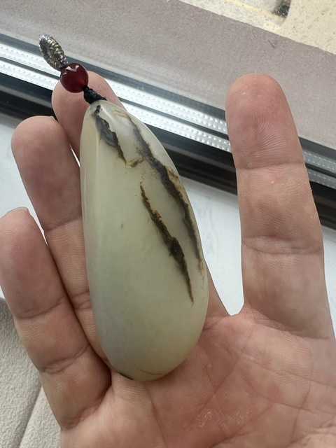 古玩玉器天然和田籽料觀音真品鑒賞圖