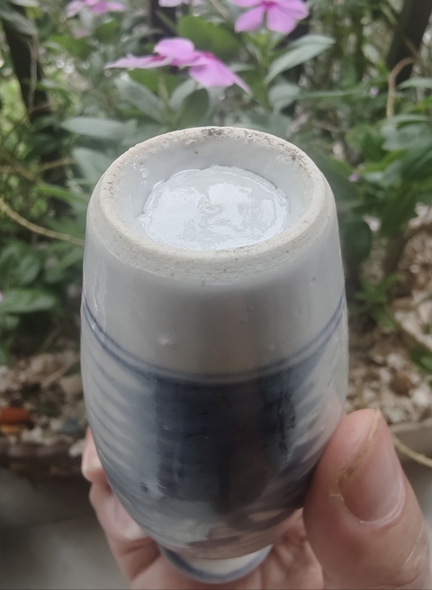 古玩陶瓷清中期青花瓶真品鑒賞圖