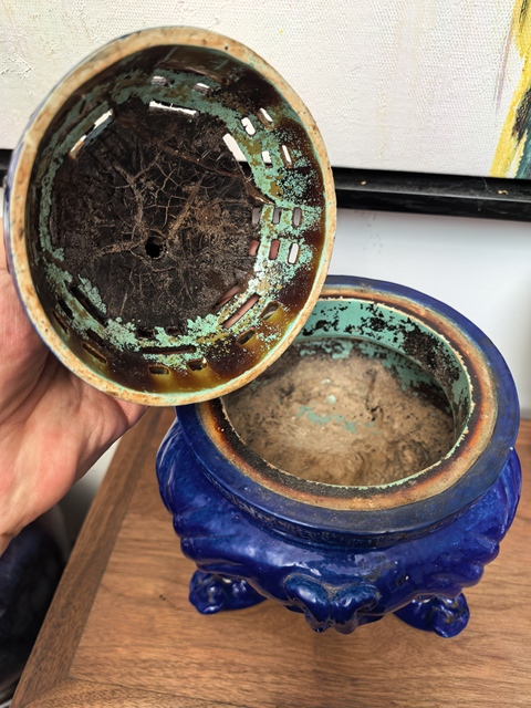 古玩陶瓷清中期藍釉薰爐真品鑒賞圖