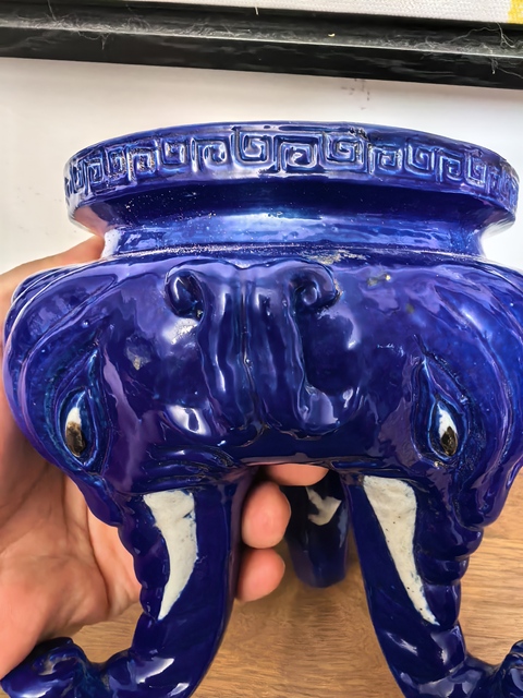 古玩陶瓷清中期藍釉薰爐真品鑒賞圖
