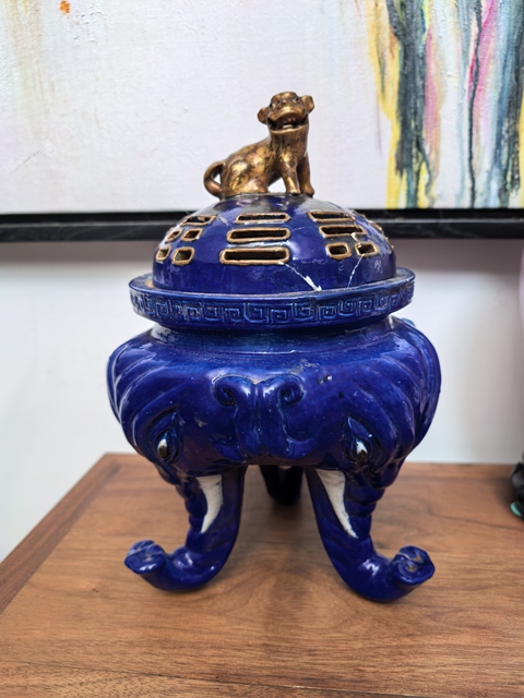 古玩陶瓷清中期藍釉薰爐真品鑒賞圖
