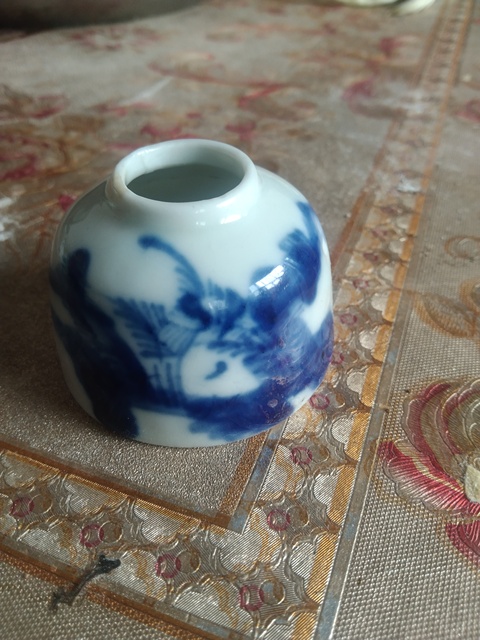 古玩陶瓷山水紋青花水盂真品鑒賞圖