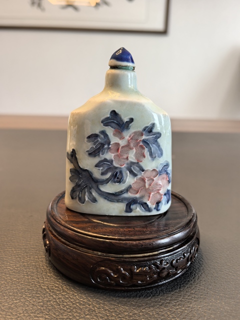 古玩陶瓷民國青花釉里紅花鳥紋鼻煙壺拍賣,當(dāng)前價格1680元