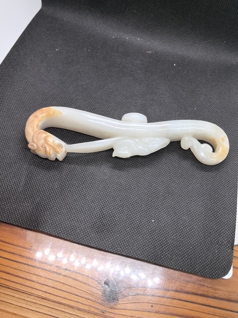 古玩玉器和田玉雕“蒼龍教子”帶鉤真品鑒賞圖