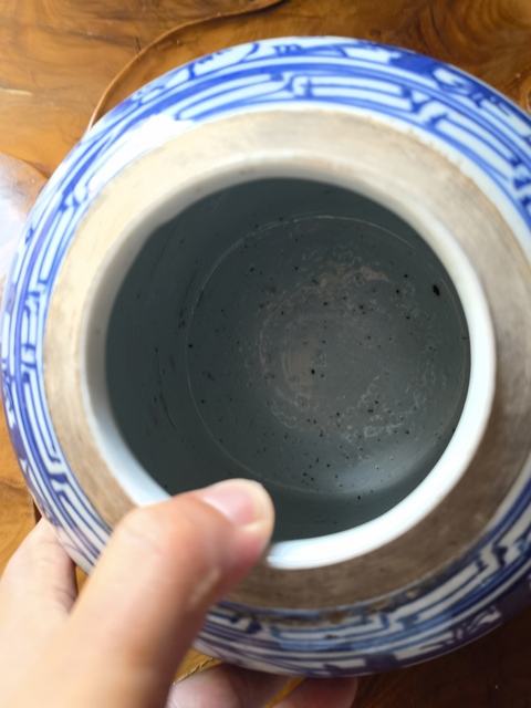 古玩陶瓷纏枝花囍字紋罐真品鑒賞圖