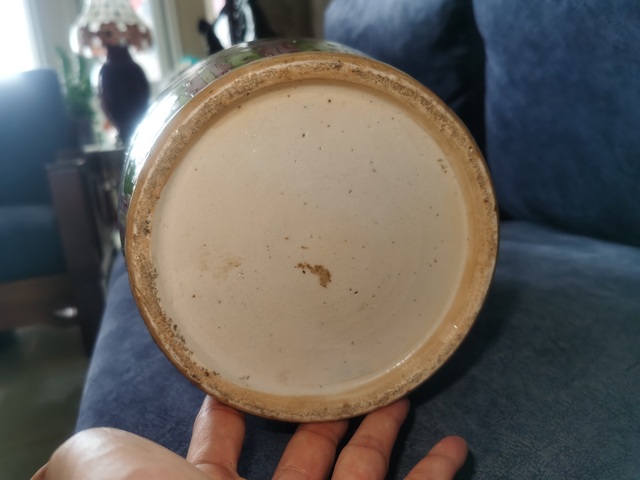 古玩陶瓷粉彩無雙譜人物花口瓶真品鑒賞圖