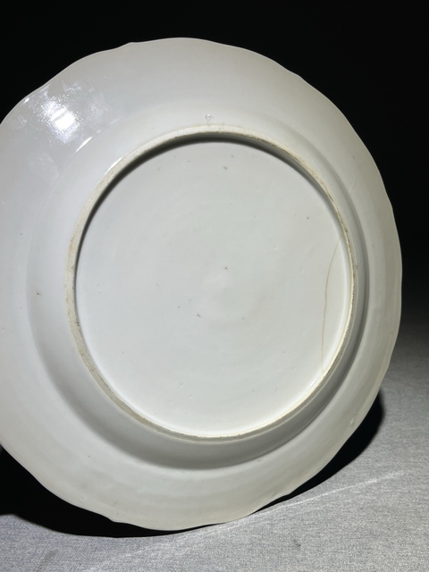 古玩陶瓷青花山水人物紋花口盤真品鑒賞圖