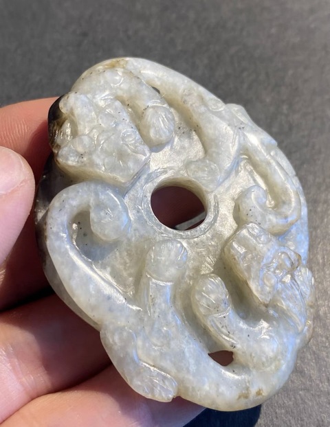 古玩玉器和田玉螭龍佩真品鑒賞圖
