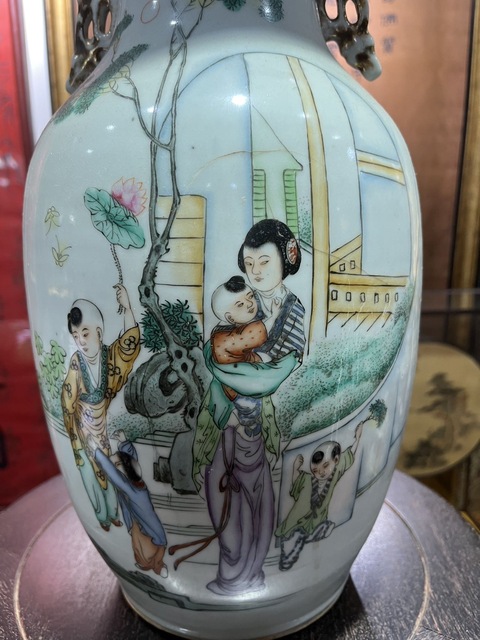 古玩陶瓷人物紋瓶真品鑒賞圖