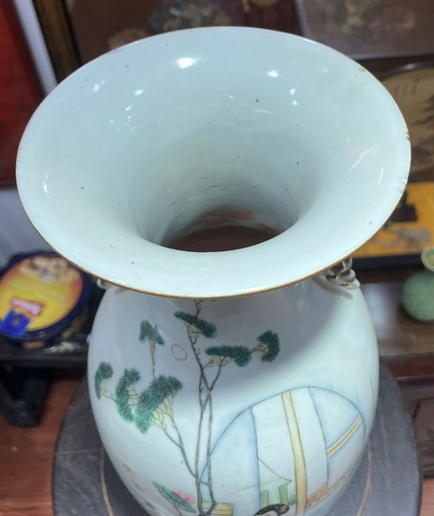 古玩陶瓷人物紋瓶真品鑒賞圖