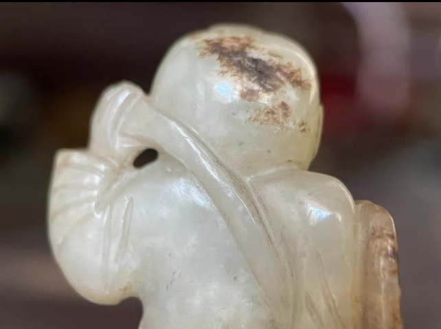 古玩玉器和田玉雕“執荷童子”真品鑒賞圖
