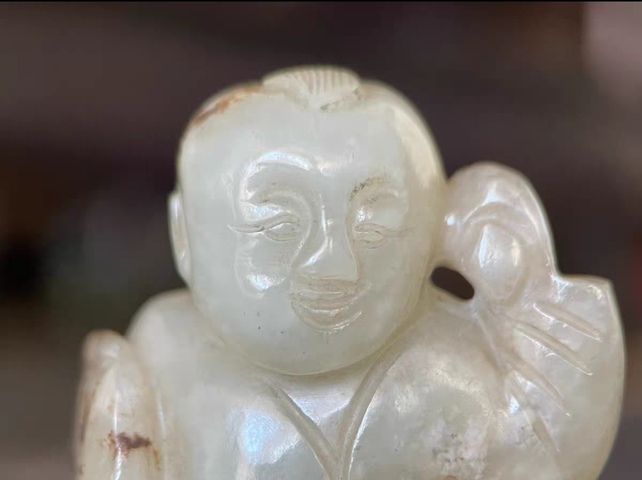 古玩玉器和田玉雕“執荷童子”真品鑒賞圖