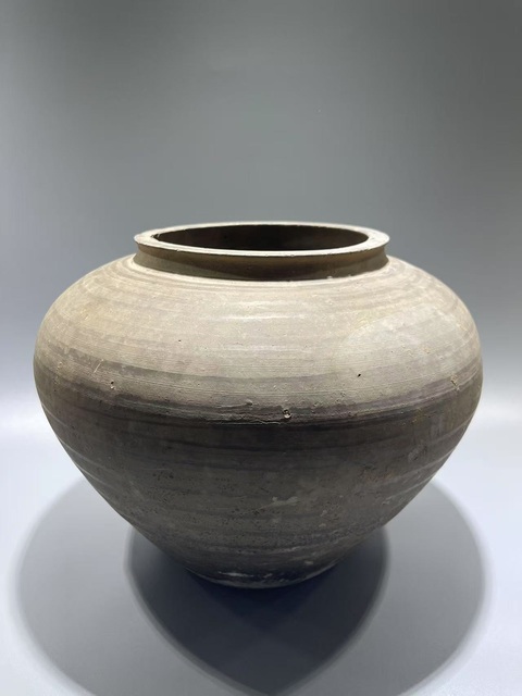 古玩陶瓷戰國·鉛筆工陶罐拍賣,當前價格198元