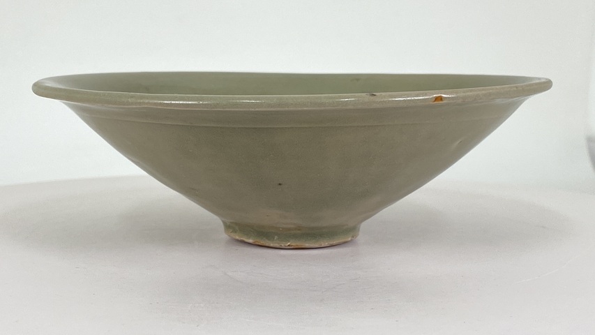古玩陶瓷耀州窯菊瓣紋盞真品鑒賞圖