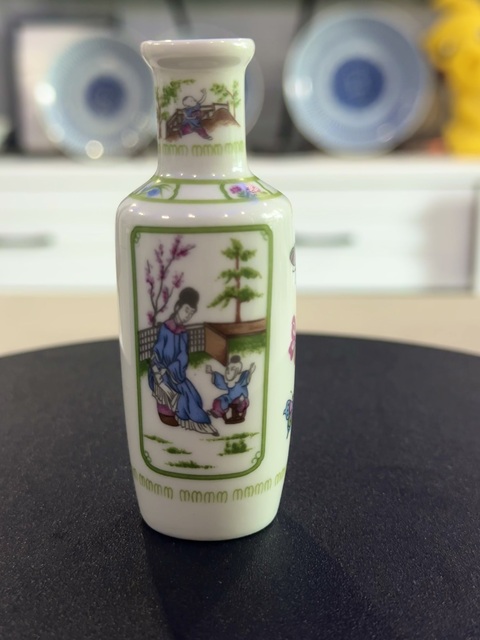 古玩陶瓷粉彩人物三娘教子棒槌瓶拍賣,當前價格77元