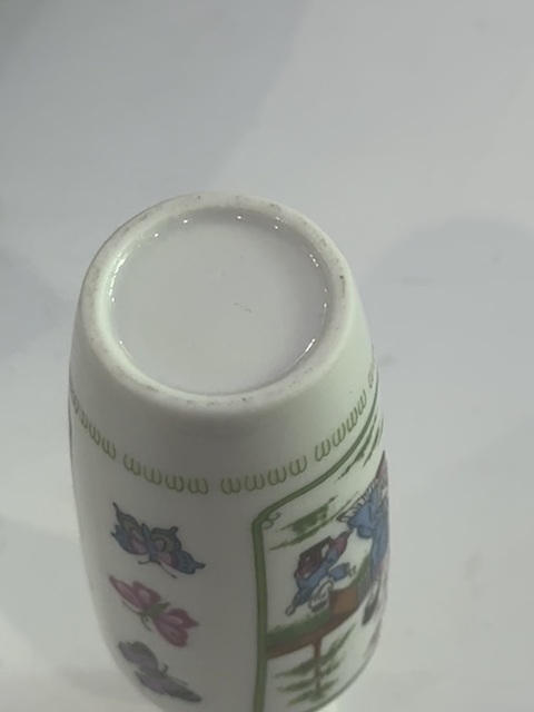 古玩陶瓷粉彩人物三娘教子棒槌瓶拍賣,當前價格77元
