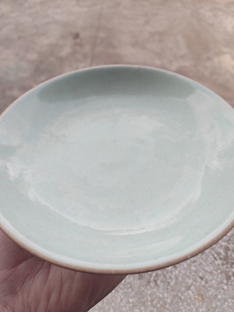 古玩陶瓷豆青釉盤真品鑒賞圖