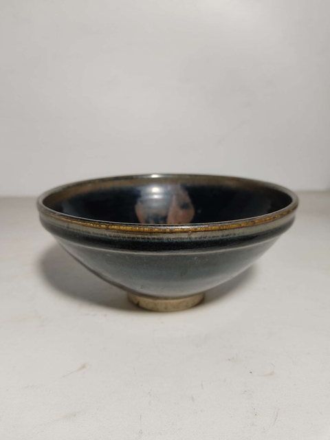 古玩陶瓷黑釉鐵銹斑紋碗真品鑒賞圖
