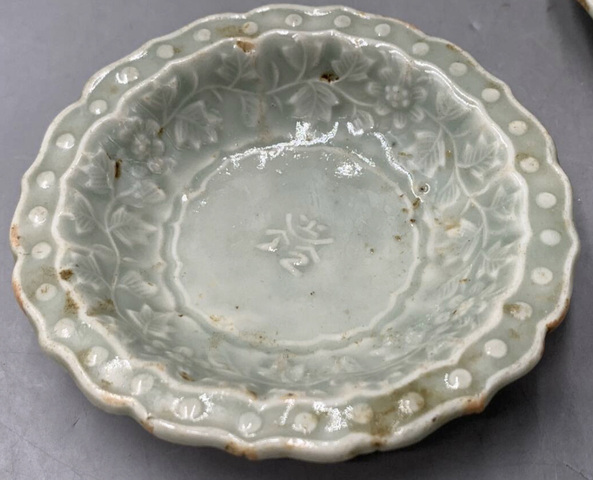 古玩陶瓷青釉盤真品鑒賞圖