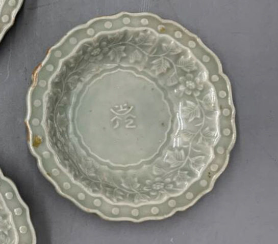 古玩陶瓷青釉盤真品鑒賞圖