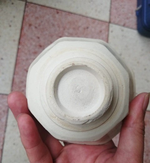 古玩陶瓷磁州窯白釉八方茶碗真品鑒賞圖