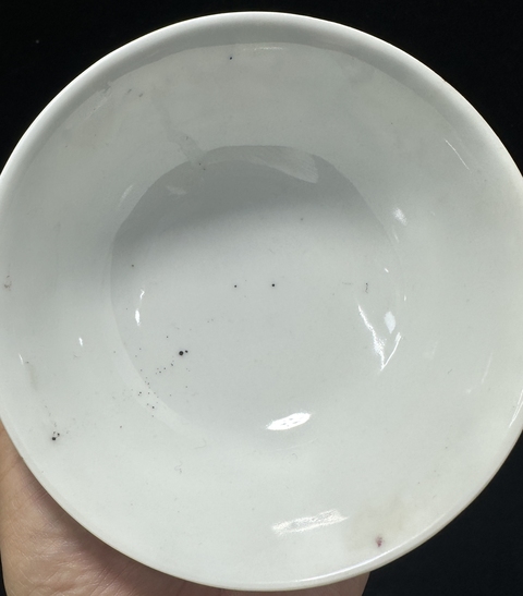 古玩陶瓷民國(guó)-墨地粉彩百花紋茶圓拍賣(mài)，當(dāng)前價(jià)格1369元