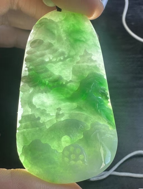 古玩玉器天然翡翠（A貨）掛件拍賣，當前價格10元