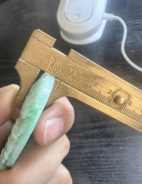 古玩玉器天然翡翠（A貨）掛件拍賣，當前價格10元
