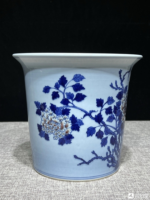 古玩陶瓷青花釉里紅花盆真品鑒賞圖