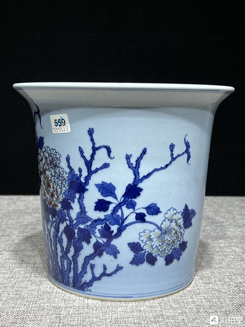 古玩陶瓷青花釉里紅花盆真品鑒賞圖