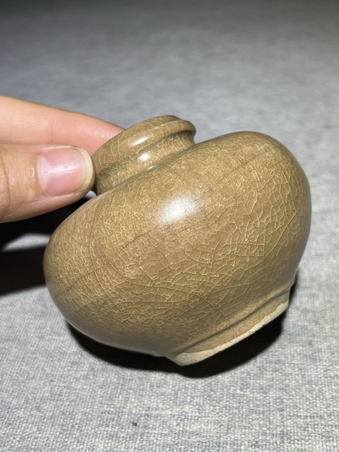 古玩陶瓷【館藏級精品】明代 龍泉黃釉水盂【頂級龍泉黃釉】拍賣,當前價格0元