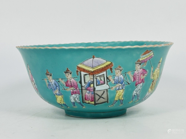 古玩陶瓷松石綠地粉彩人物故事紋撇口碗真品鑒賞圖