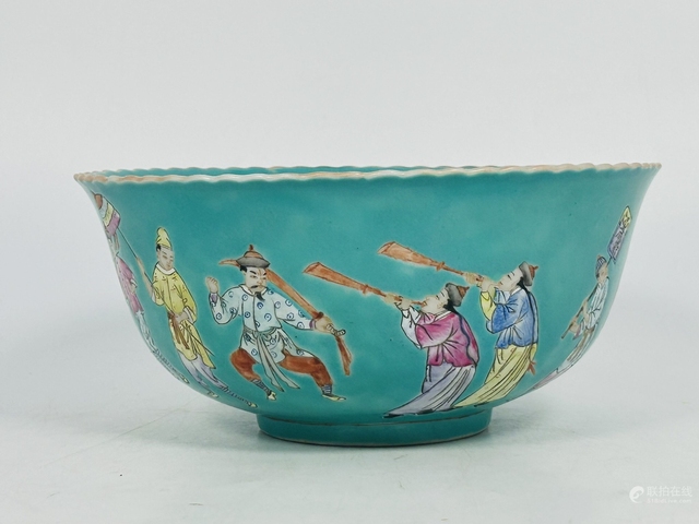 古玩陶瓷松石綠地粉彩人物故事紋撇口碗真品鑒賞圖