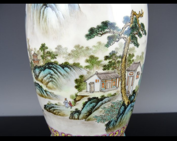 古玩陶瓷創(chuàng)匯 新粉彩山水紋瓶真品鑒賞圖
